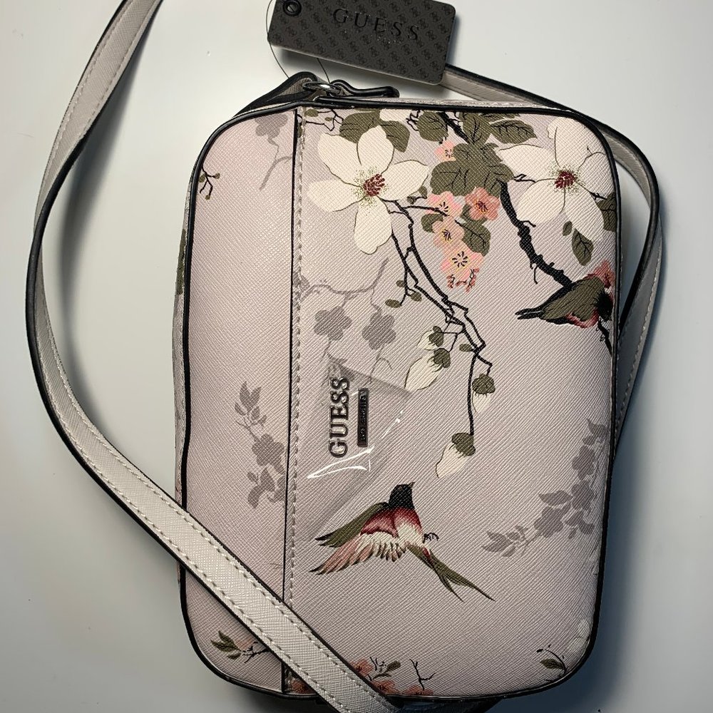 GUESS cross body bag / NEW with tags